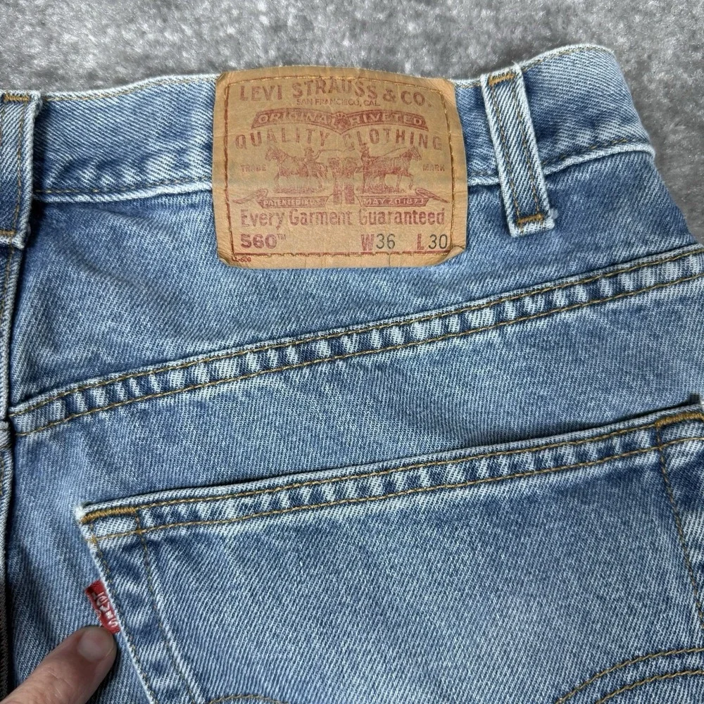 Levi's 560 Jeans Men's 36x30 Blue Denim Loose Fit Tapered Leg Columbia Vintage‎